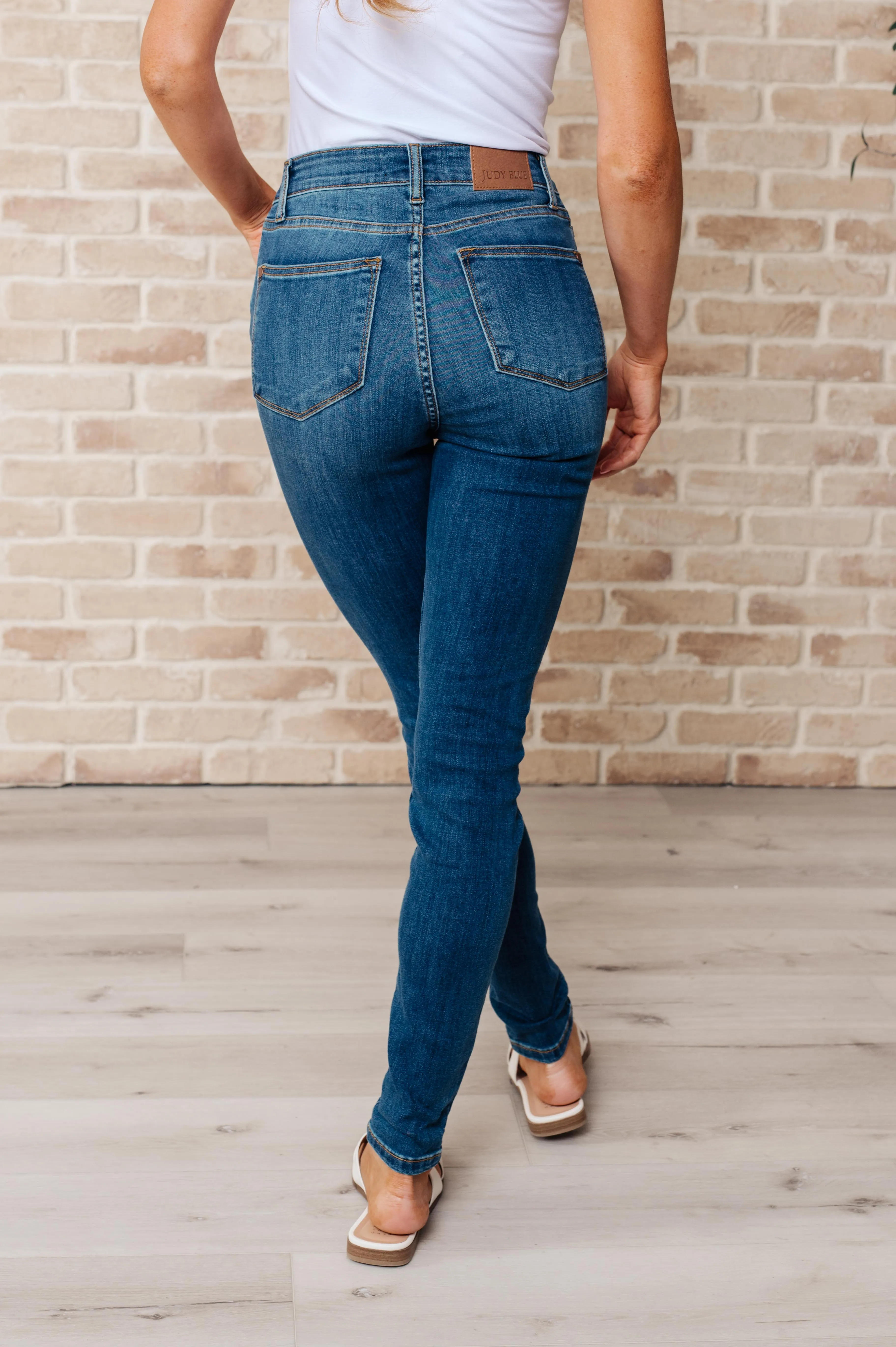 Daphne High Rise Skinny Judy Blue