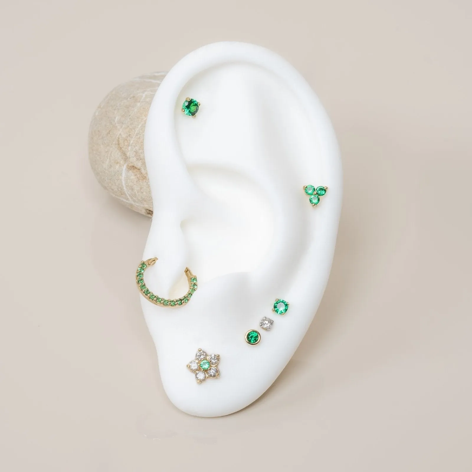 Emerald Flat Back Stud