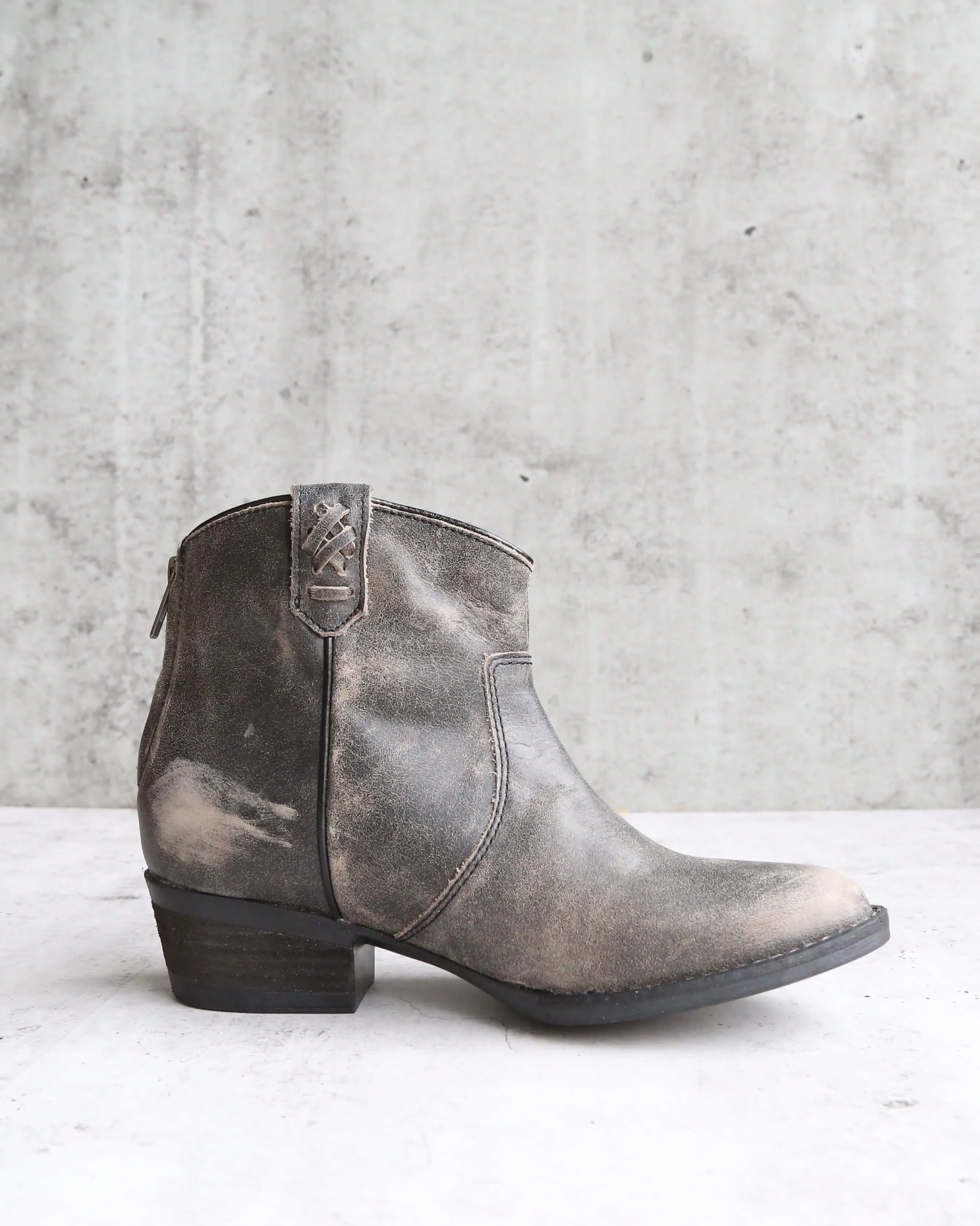 Final Sale - Very Volatile - Lookout Fringe Western Inspired Distressed Leather Booties in Charcoal