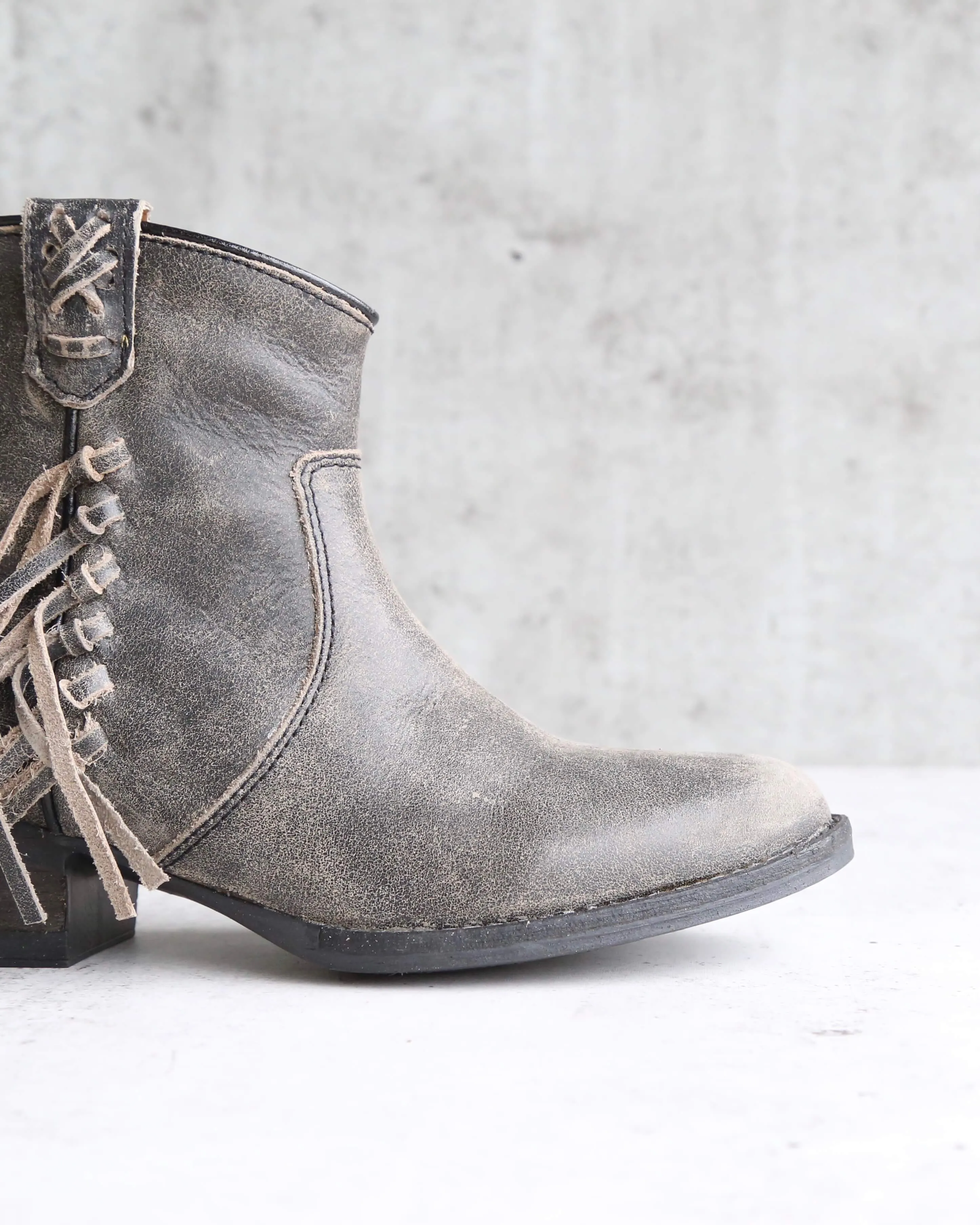 Final Sale - Very Volatile - Lookout Fringe Western Inspired Distressed Leather Booties in Charcoal