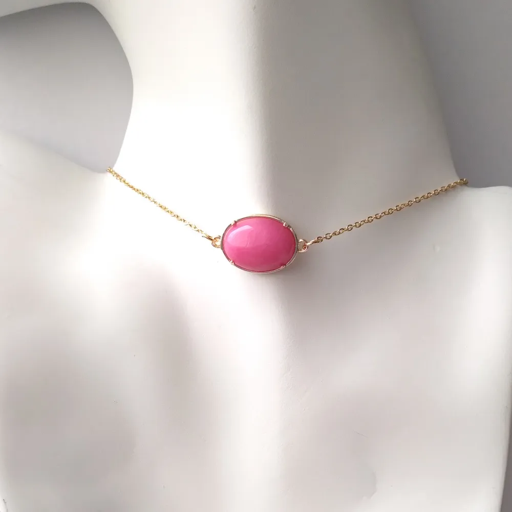 Horizontal Pink Jade Oval Single Gem Drop Pendant