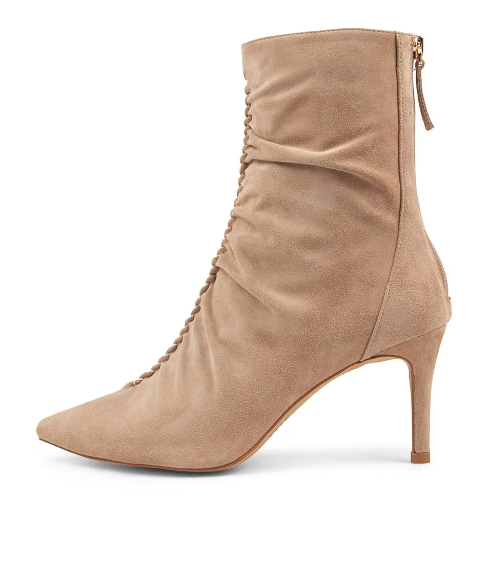 MIDAS Bleacher Latte Suede Ankle Boots