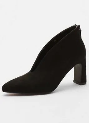 Quiz Black Low V Block Heel Boots | Kaleidoscope