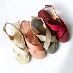 YUMI Crisscross Flat Sandals 2.0