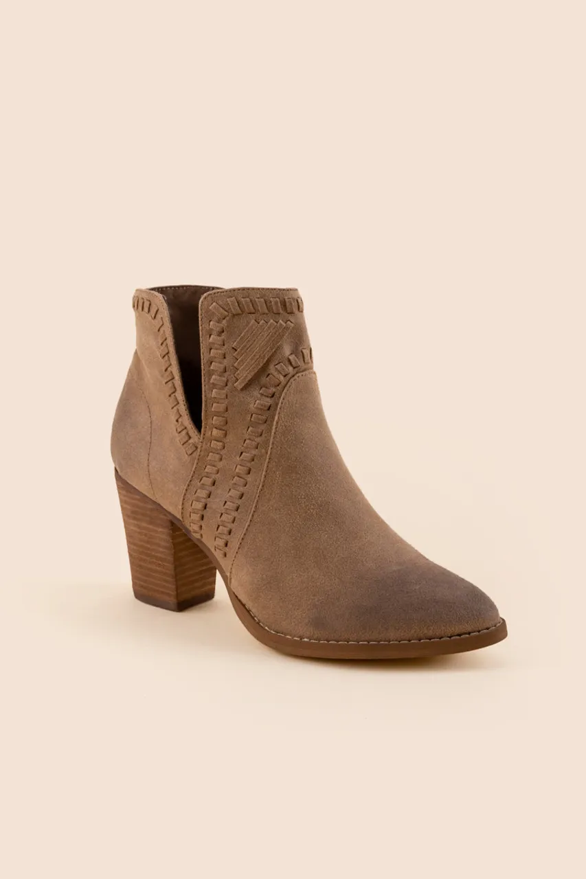 Zigi Soho Halyn Chelsea Block Heel Boots